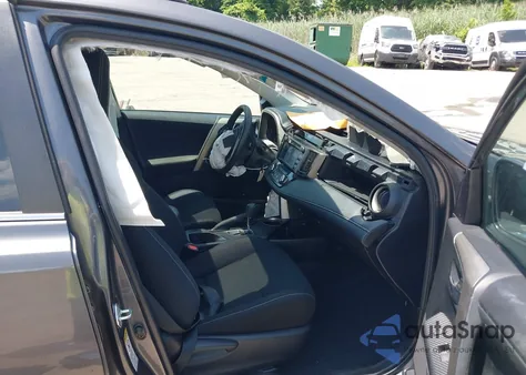 2015 Toyota Rav4 Xle из США, поврежденный, VIN 2T3RFREV7FW254940